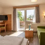 Otel Reiters Wohlfuehlhotel Haus im Ennstal