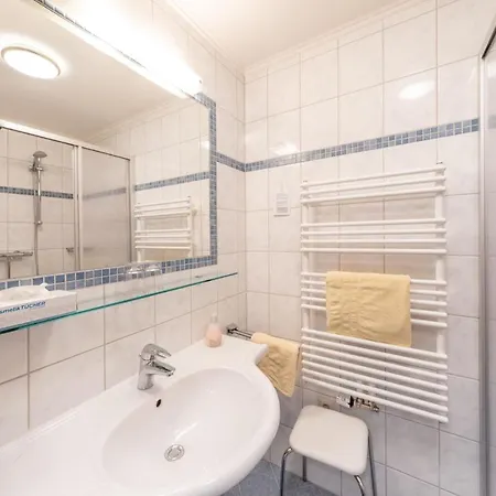 Otel Reiters Wohlfuehlhotel Haus im Ennstal